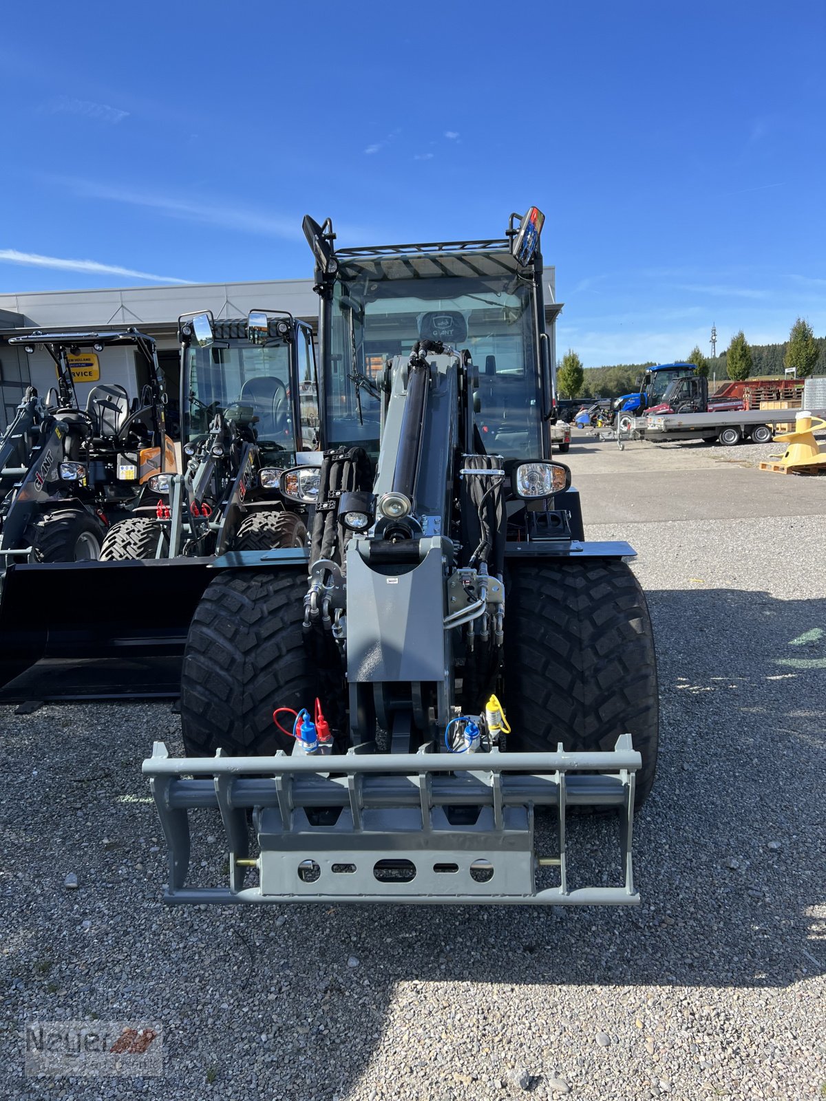 Teleskoplader des Typs GiANT G3500 TELE, Neumaschine in Bad Waldsee Mennisweiler (Bild 4)