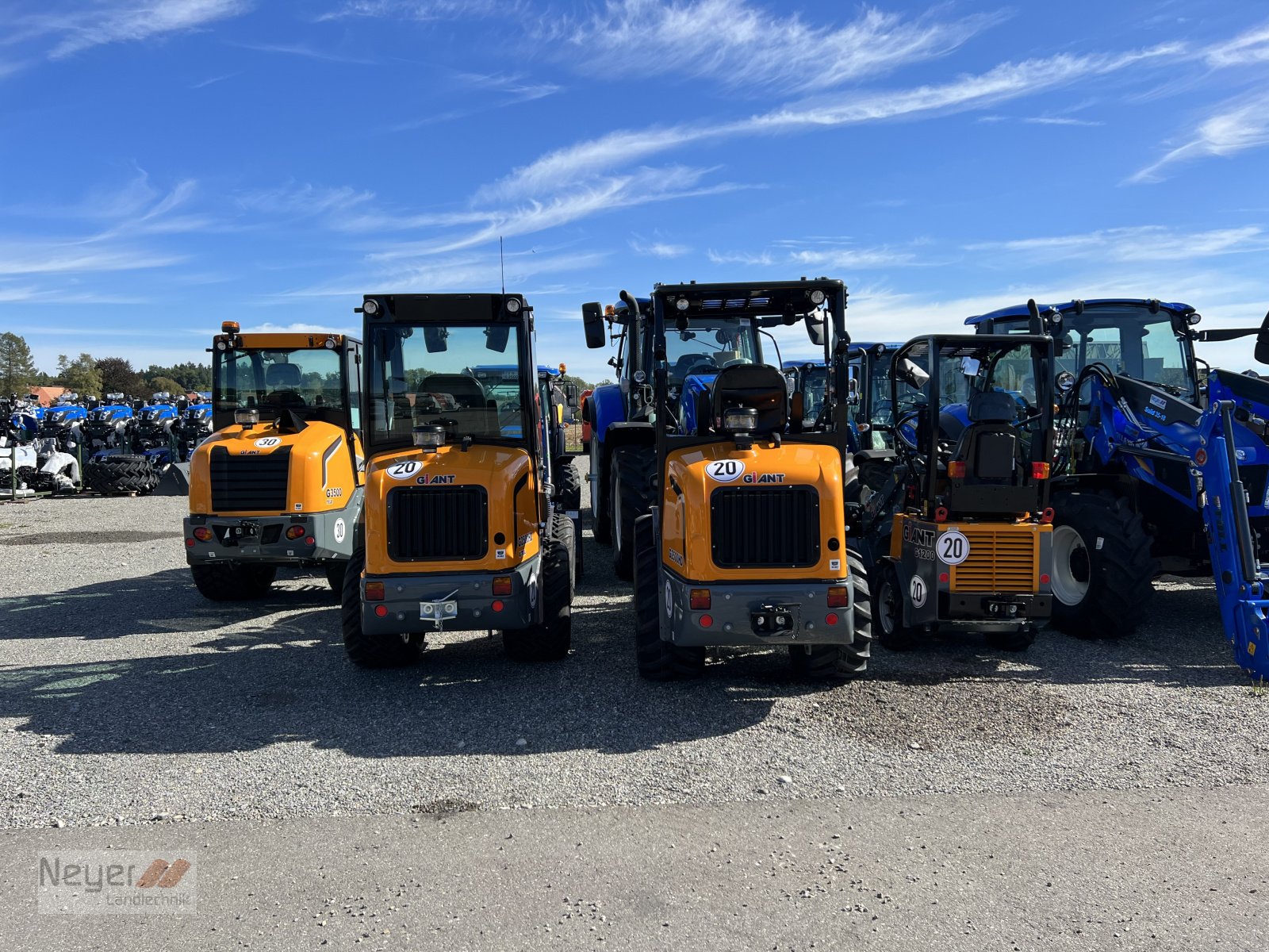 Teleskoplader des Typs GiANT G3500 TELE, Neumaschine in Bad Waldsee Mennisweiler (Bild 7)