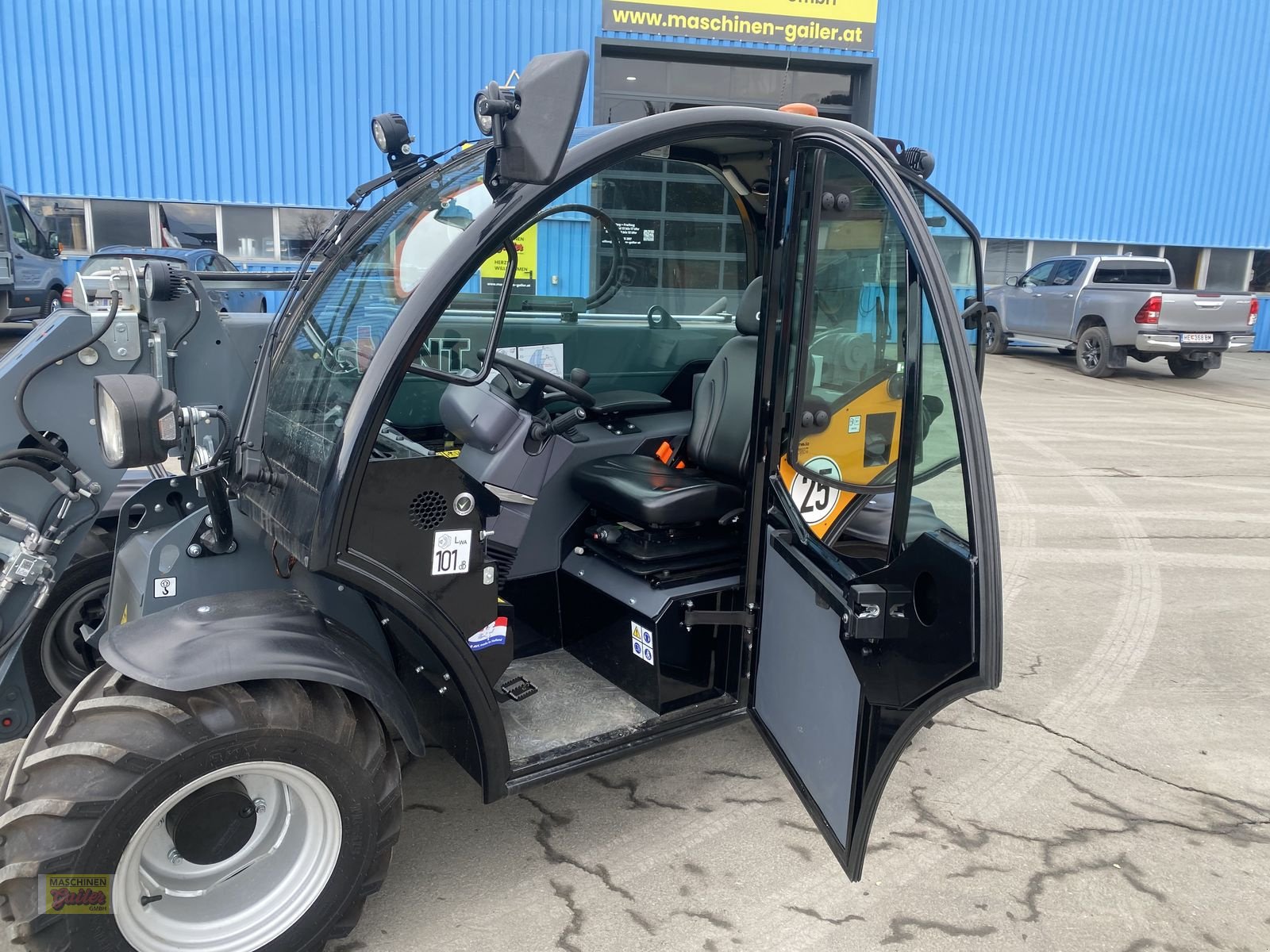 Teleskoplader του τύπου GiANT GT 5048 Teleskoplader in guter Ausstattung, Neumaschine σε Kötschach (Φωτογραφία 12)