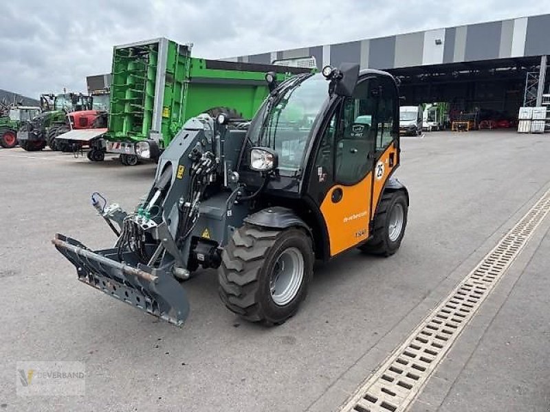 Teleskoplader of the type GiANT GT 5048, Vorführmaschine in Colmar-Berg (Picture 1)