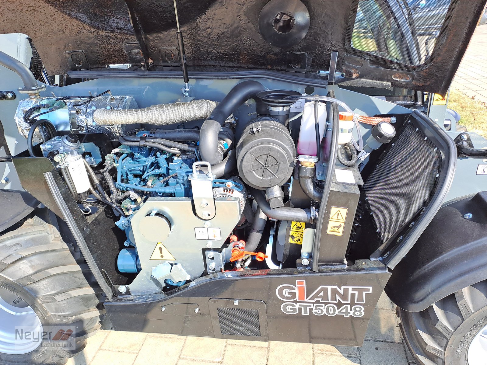 Teleskoplader des Typs GiANT GT5048 *AKTION*, Neumaschine in Bad Waldsee Mennisweiler (Bild 7)