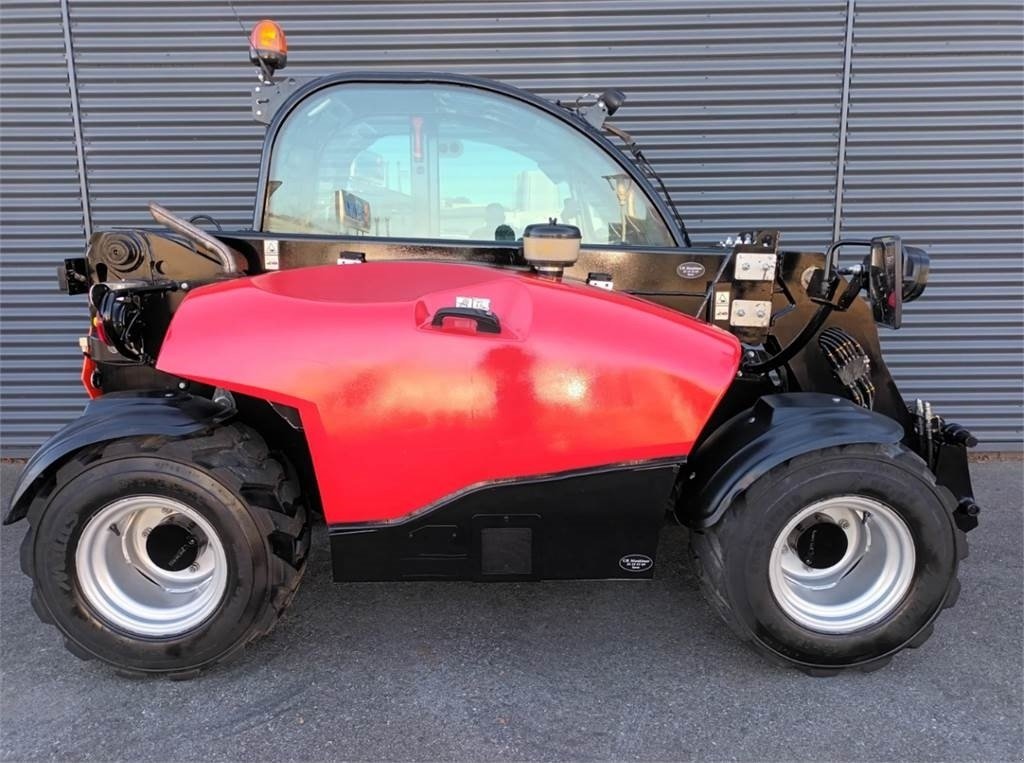 Teleskoplader of the type GiANT gt5048, Gebrauchtmaschine in Fårevejle (Picture 2)