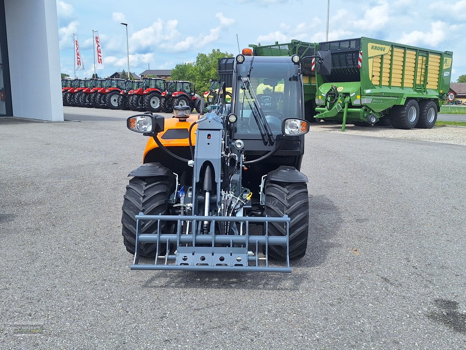 Teleskoplader des Typs GiANT Tendo GT5048, Neumaschine in Gampern (Bild 2)