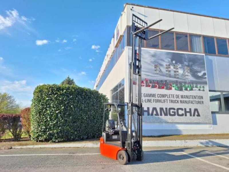 Teleskoplader типа Hangcha X3W10 (CPDS10-XD4), Gebrauchtmaschine в senlis (Фотография 9)