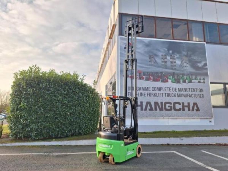 Teleskoplader типа Hangcha X3W10-I (CPDS10-XD4-I), Gebrauchtmaschine в senlis (Фотография 9)