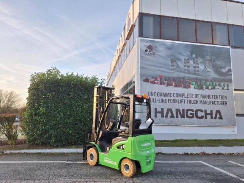 Teleskoplader от тип Hangcha XC18i, Gebrauchtmaschine в senlis (Снимка 4)