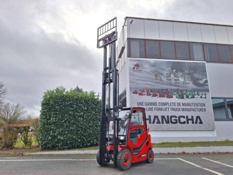 Teleskoplader du type Hangcha XF25G-2, Gebrauchtmaschine en senlis (Photo 1)