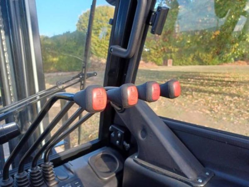 Teleskoplader typu Hangcha XF30G, Gebrauchtmaschine w senlis (Zdjęcie 11)