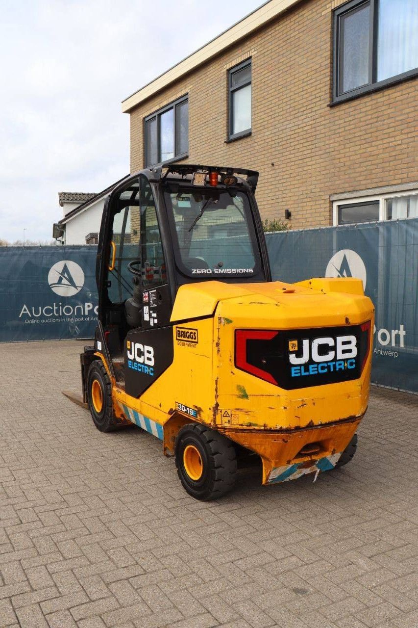 Teleskoplader van het type JCB 30-19E, Gebrauchtmaschine in Antwerpen (Foto 4)