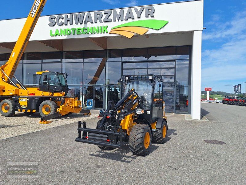 Teleskoplader от тип JCB 403 Agri Plus, Neumaschine в Gampern (Снимка 1)