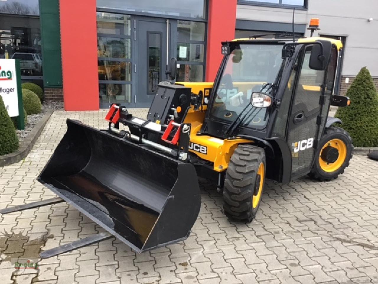 Teleskoplader des Typs JCB 514-40 AGRI, Neumaschine in Bakum (Bild 2)