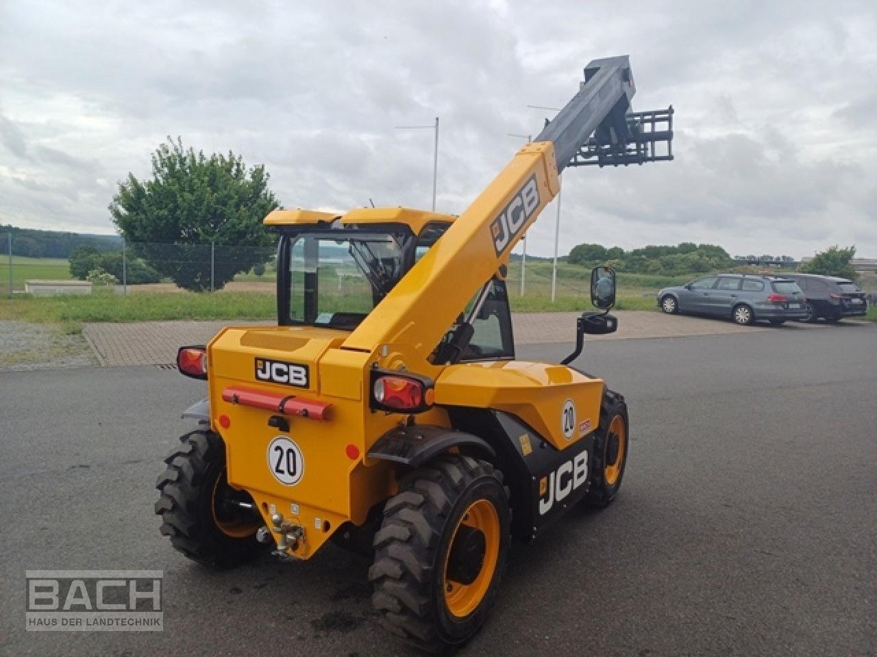 Teleskoplader des Typs JCB 514-40 EUROAUFNAHME, Neumaschine in Boxberg-Seehof (Bild 8)