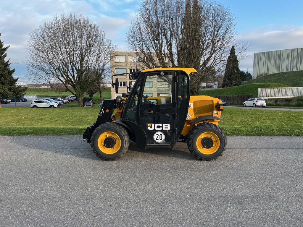 Teleskoplader des Typs JCB 514-40, Vorführmaschine in Domdidier (Bild 4)