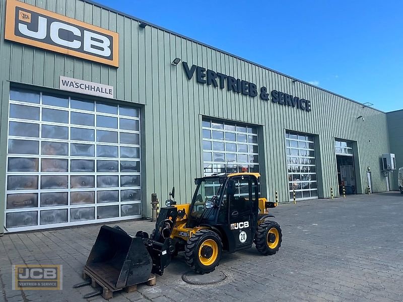 Teleskoplader des Typs JCB 514-40, Gebrauchtmaschine in Frechen (Bild 1)