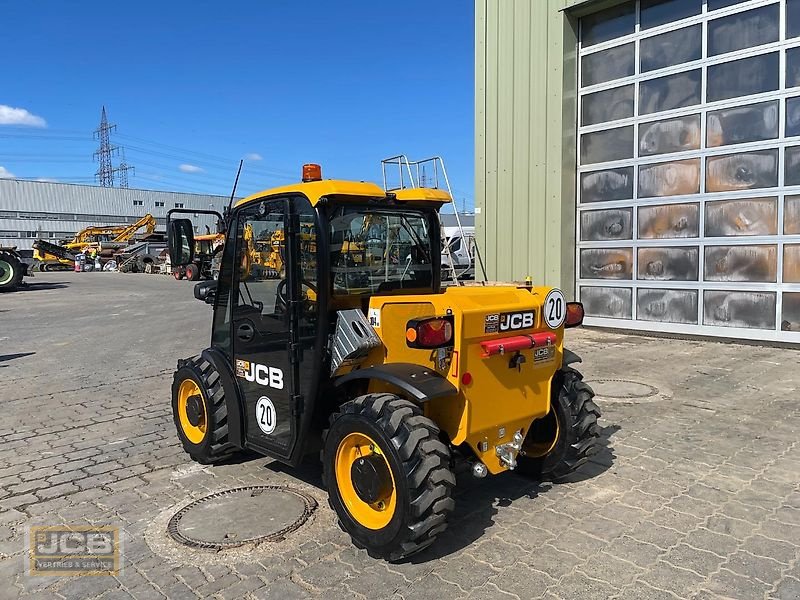 Teleskoplader typu JCB 514-40, Gebrauchtmaschine v Frechen (Obrázek 3)