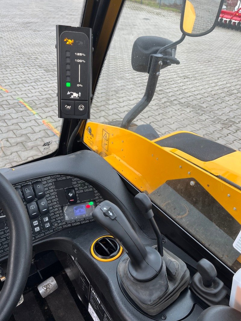 Teleskoplader typu JCB 514-40, Gebrauchtmaschine v Ebersbach (Obrázek 11)