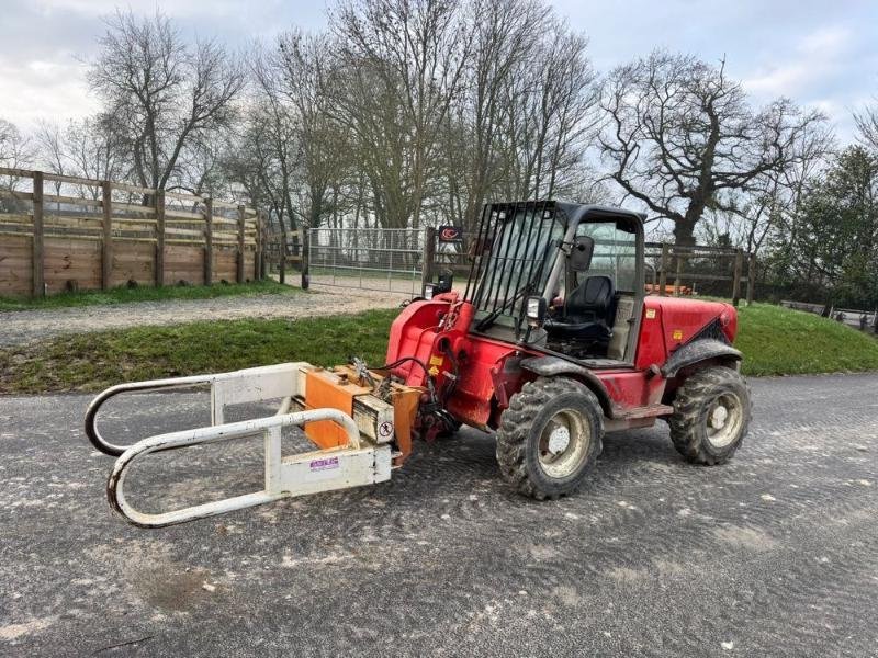 Teleskoplader от тип JCB 520.50, Gebrauchtmaschine в BRAY en Val