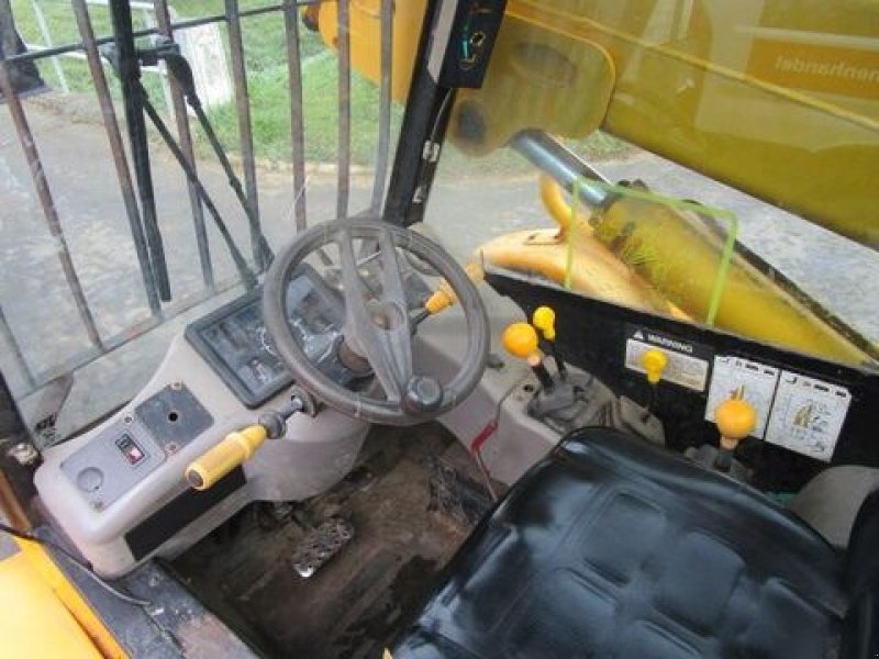 Teleskoplader des Typs JCB 525-50 (2,5 Ton.-5m) Palettengabel + Schaufel, Gebrauchtmaschine in Gnas (Bild 8)