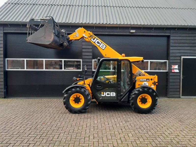 Teleskoplader типа JCB 525-60 AGRI PLUS - Airco- Pelikaanbak, Gebrauchtmaschine в Ederveen (Фотография 1)