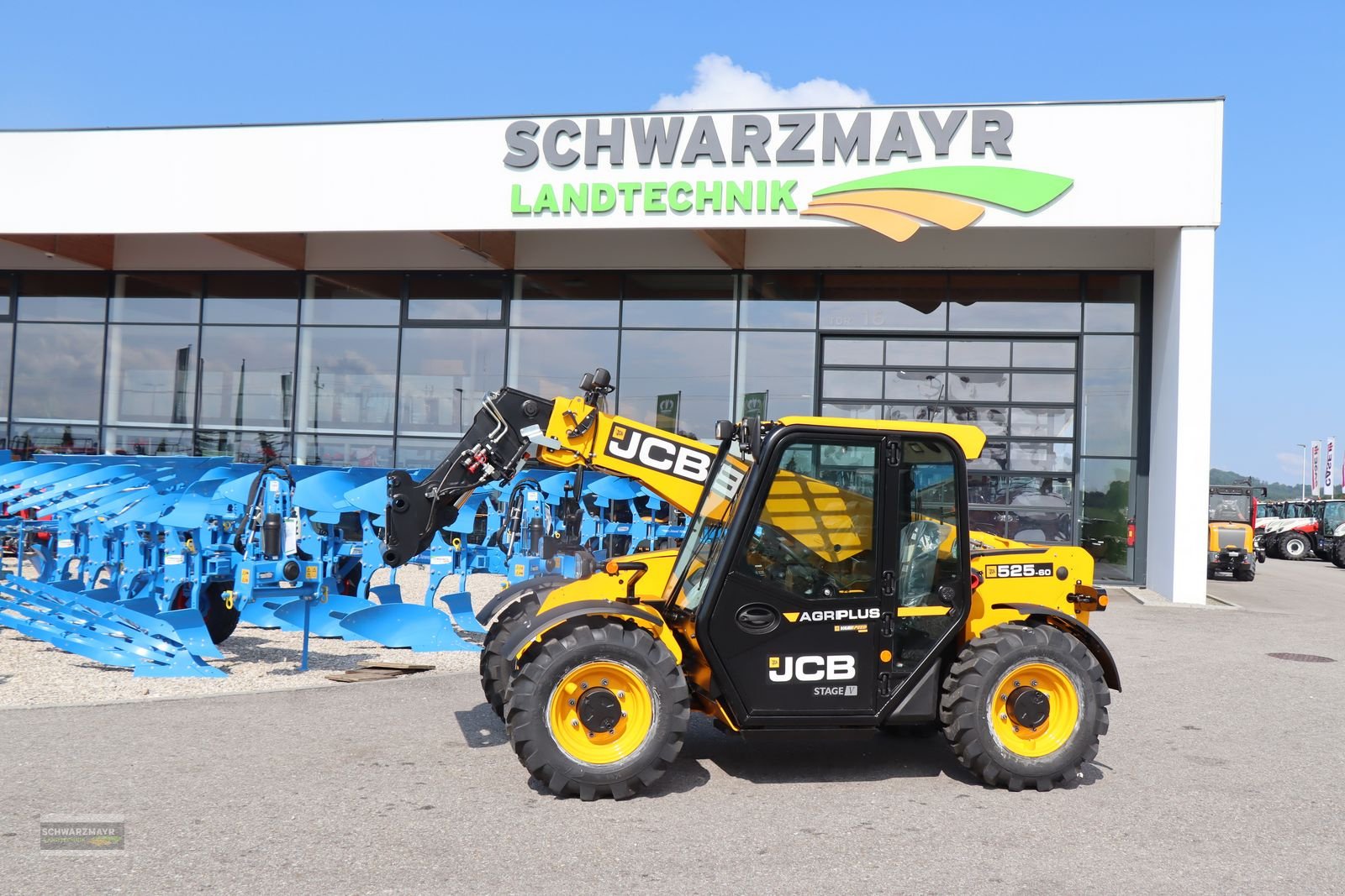 Teleskoplader of the type JCB 525-60 AGRI PLUS T5, Neumaschine in Gampern (Picture 2)