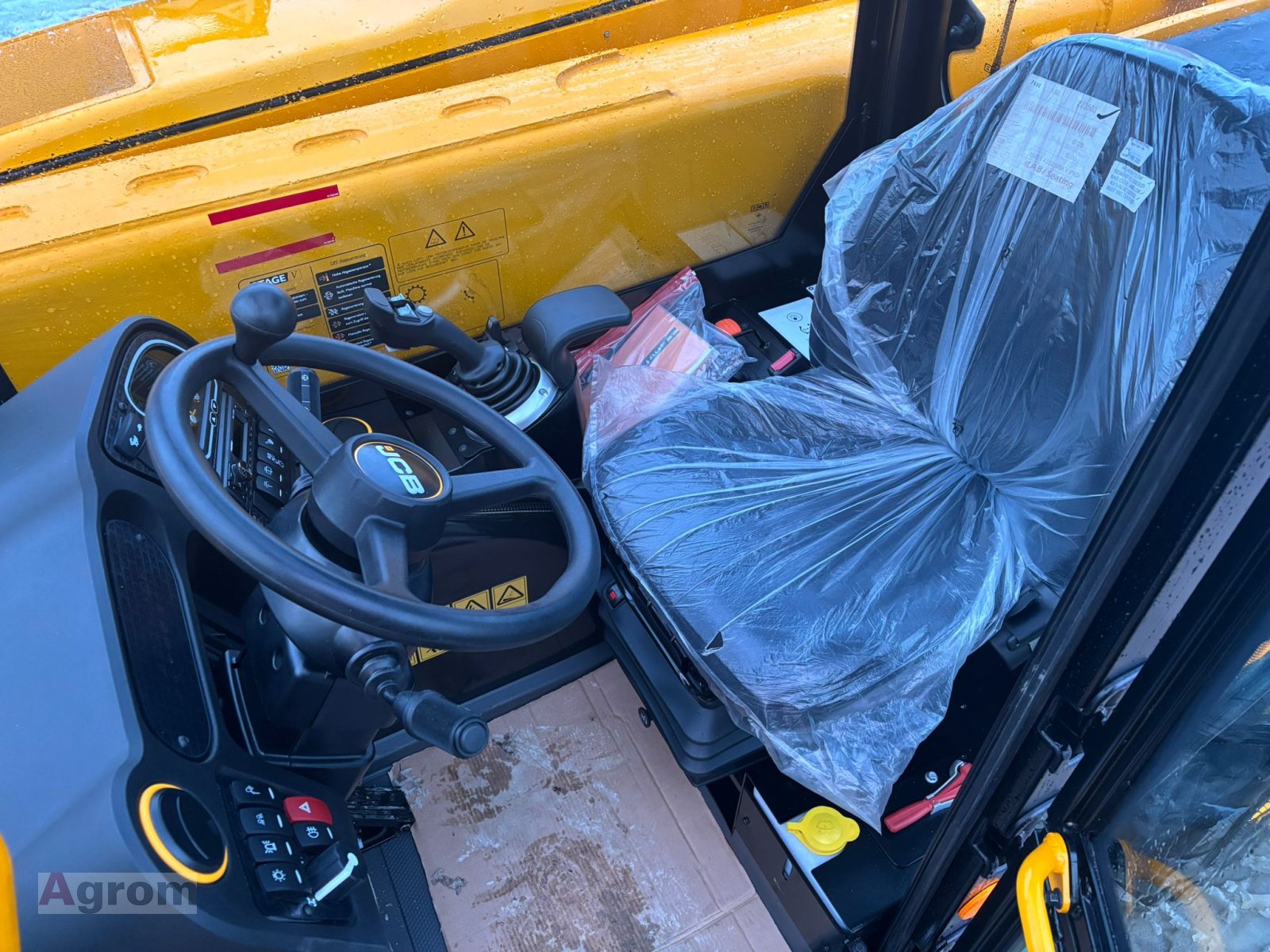 Teleskoplader des Typs JCB 525-60 Agri Plus, Neumaschine in Meißenheim-Kürzell (Bild 11)