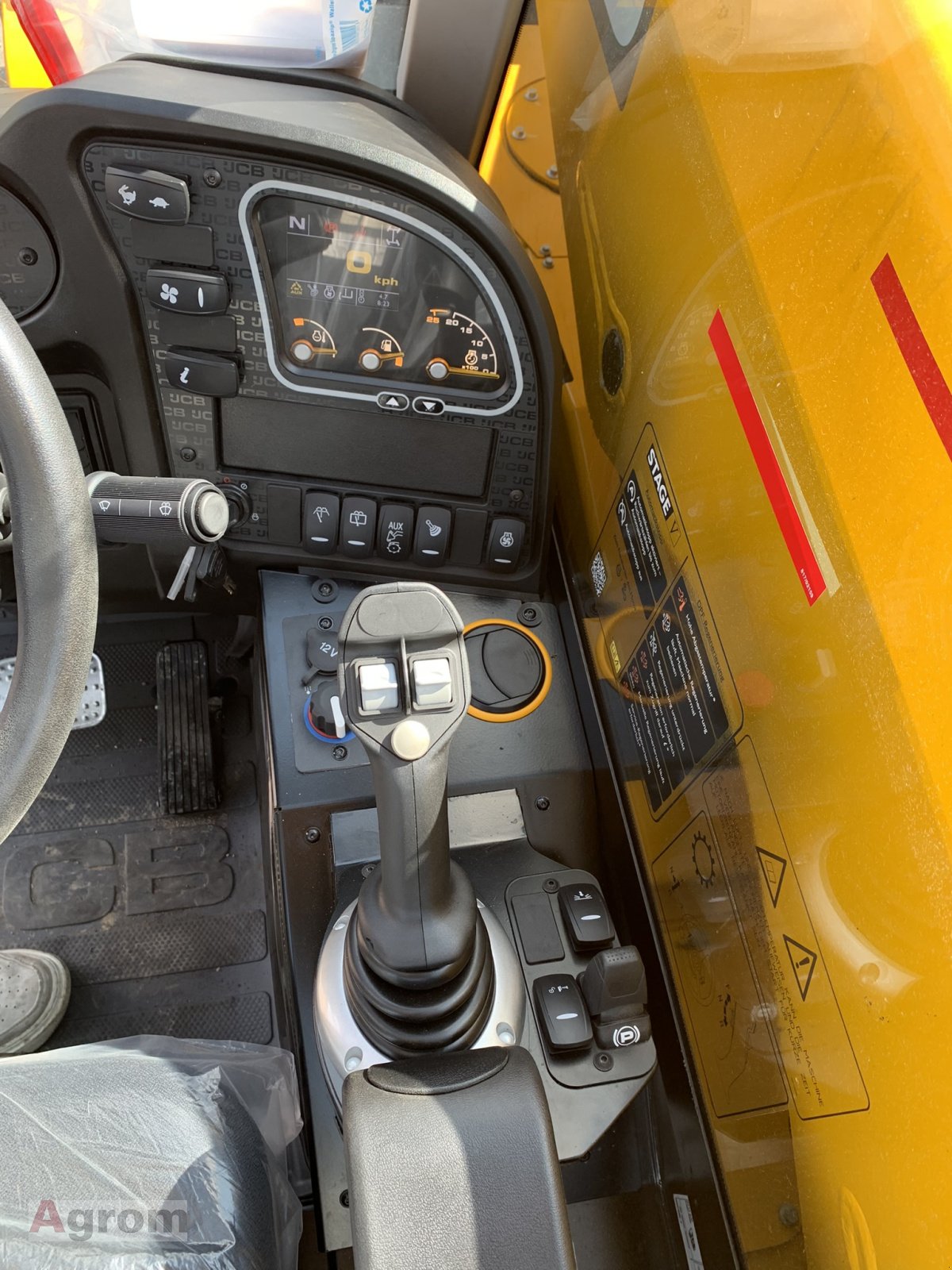 Teleskoplader des Typs JCB 525-60 Agri Plus, Neumaschine in Meißenheim-Kürzell (Bild 12)