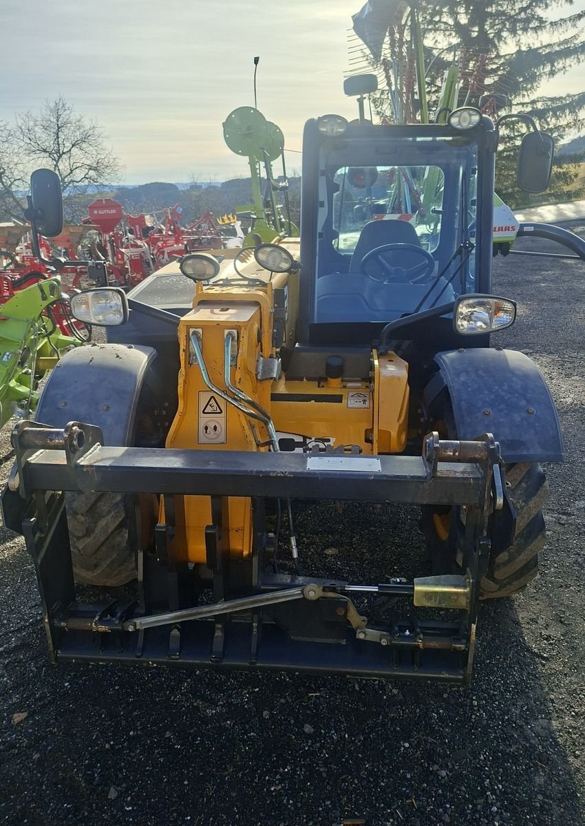 Teleskoplader van het type JCB 525-60 AGRI PLUS, Gebrauchtmaschine in Hollenthon (Foto 2)