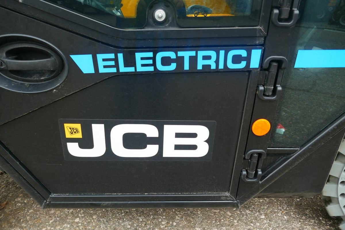 Teleskoplader des Typs JCB 525-60 E-TECH, Gebrauchtmaschine in Villach (Bild 2)