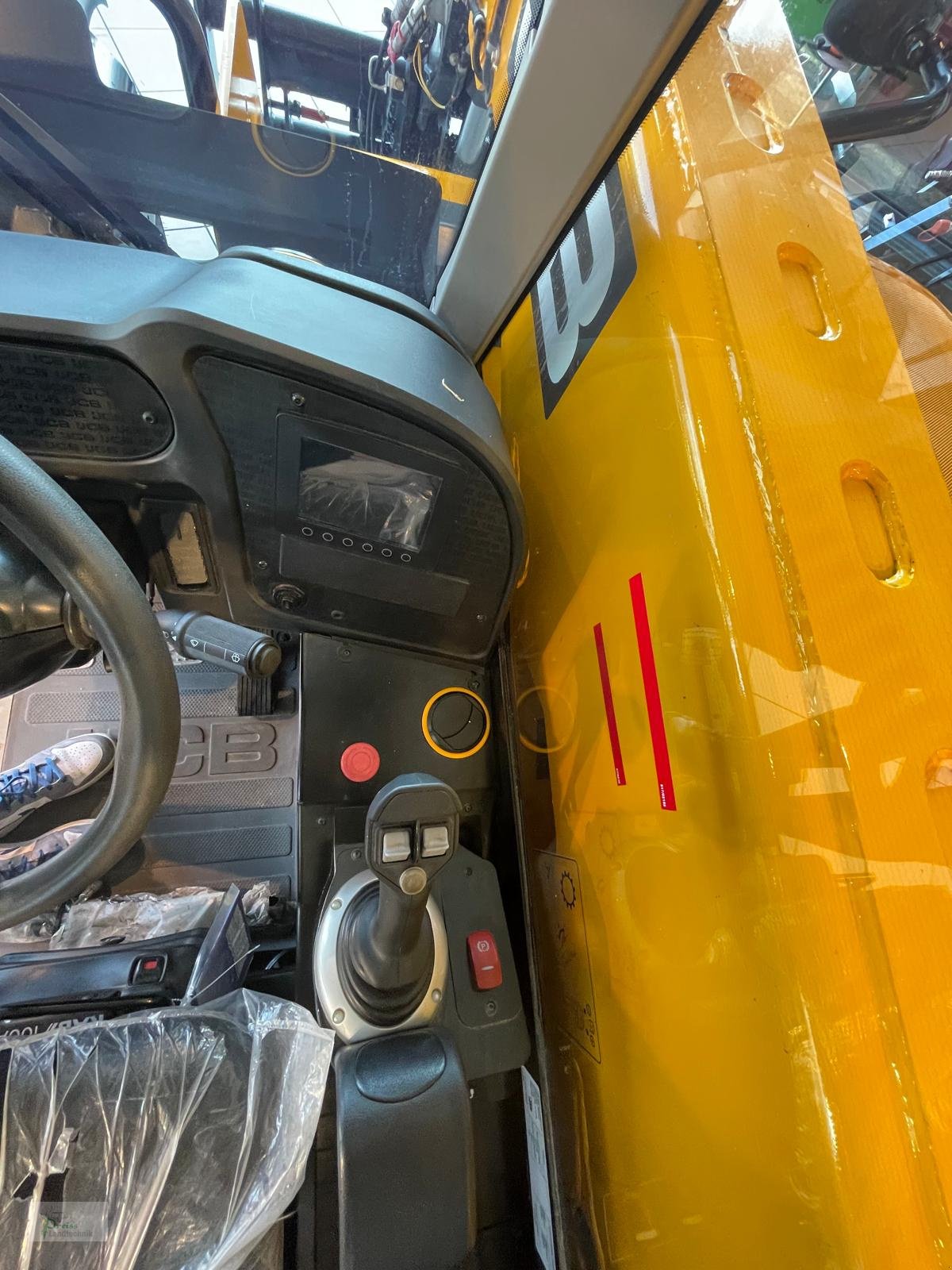 Teleskoplader typu JCB 525-60-E, Gebrauchtmaschine v Bad Kötzting (Obrázek 3)