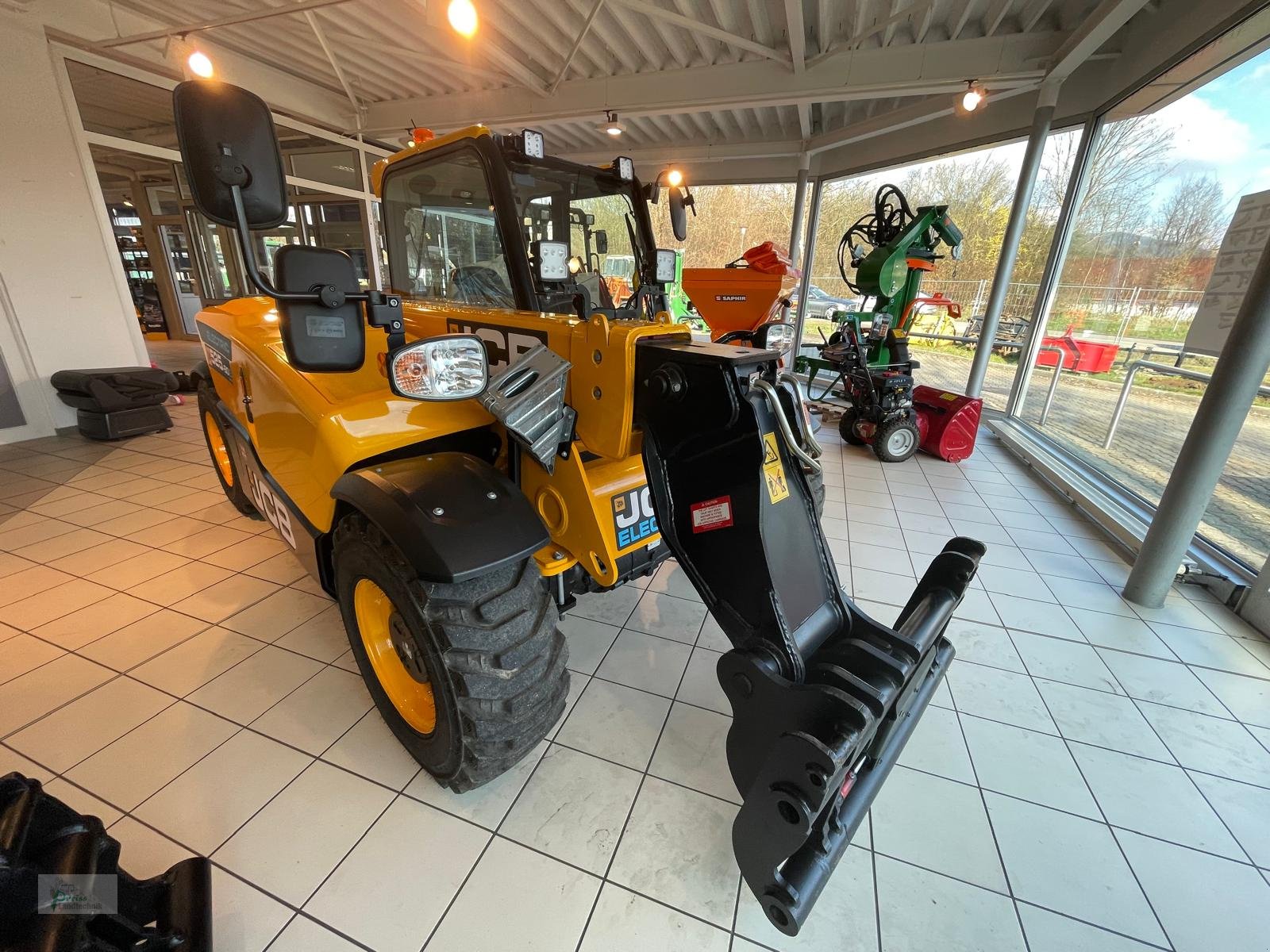 Teleskoplader typu JCB 525-60-E, Gebrauchtmaschine v Bad Kötzting (Obrázek 10)