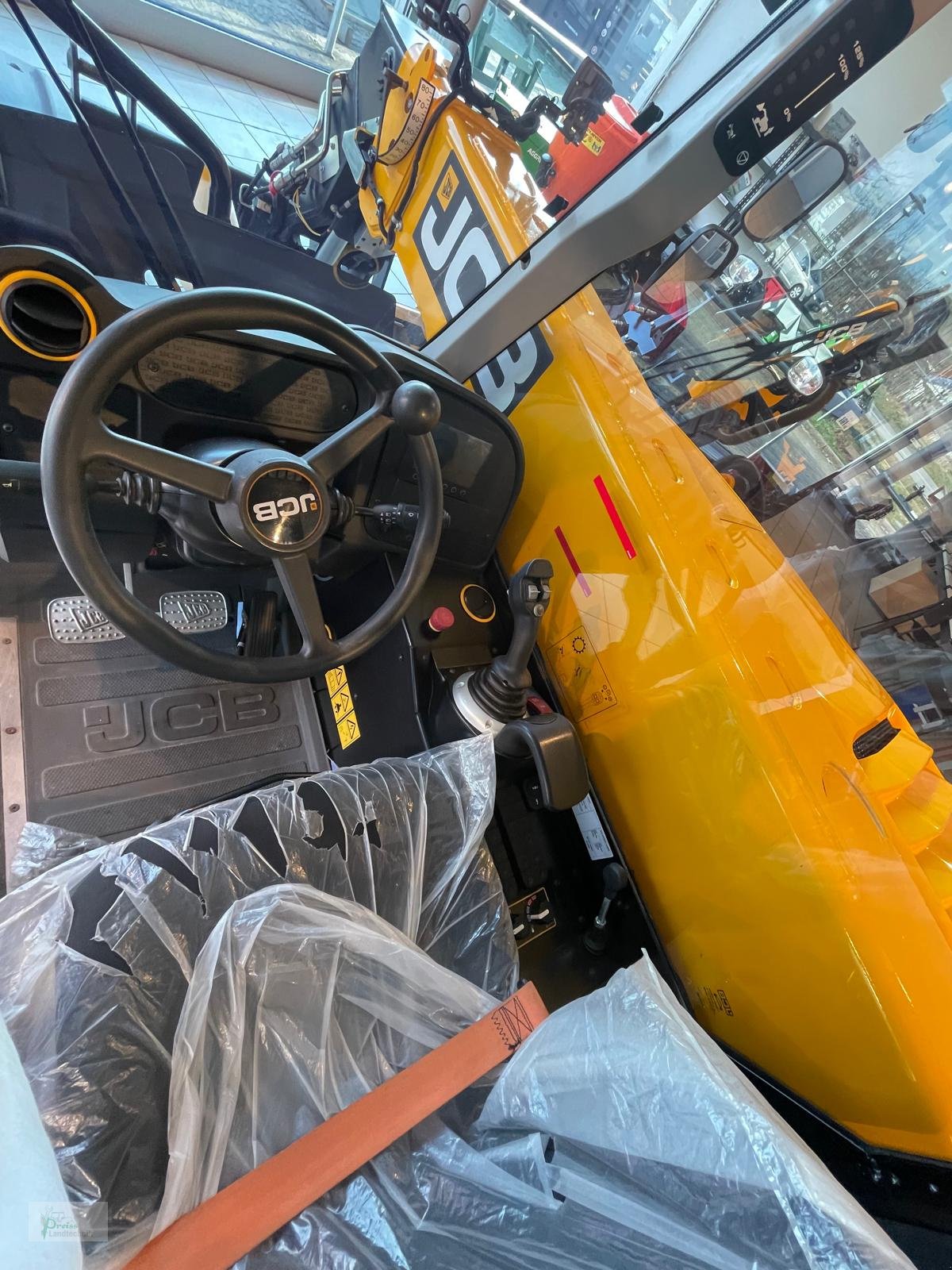 Teleskoplader typu JCB 525-60-E, Gebrauchtmaschine v Bad Kötzting (Obrázek 14)