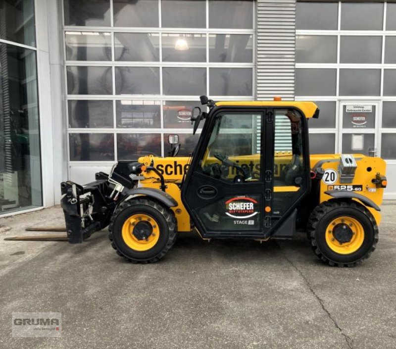 Teleskoplader от тип JCB 525-60, Gebrauchtmaschine в Friedberg-Derching (Снимка 4)