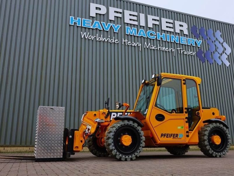 Teleskoplader des Typs JCB 525-60E Valid inspection, *Guarantee! Fully Electr, Gebrauchtmaschine in Groenlo (Bild 1)