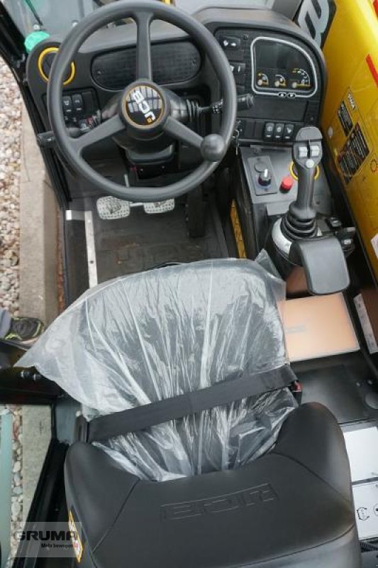 Teleskoplader tip JCB 525-60HI-VIZ, Gebrauchtmaschine in Friedberg-Derching (Poză 3)