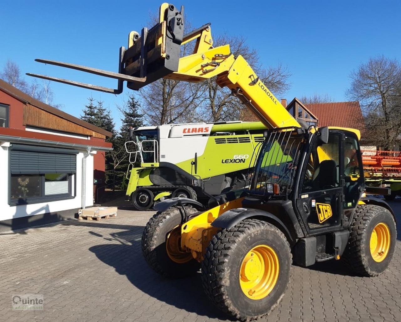 Teleskoplader des Typs JCB 530-70, Gebrauchtmaschine in Lichtenau-Kleinenberg (Bild 2)