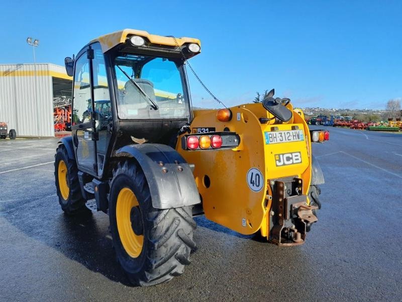 Teleskoplader des Typs JCB 531-70, Gebrauchtmaschine in ANTIGNY (Bild 8)