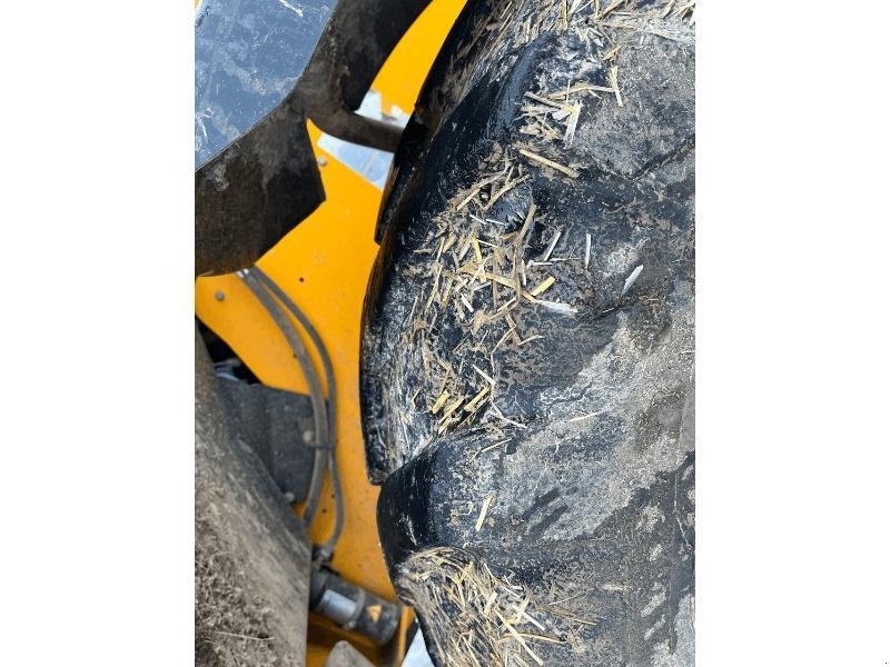 Teleskoplader des Typs JCB 531-70, Gebrauchtmaschine in SAINT-GERMAIN DU PUY (Bild 7)