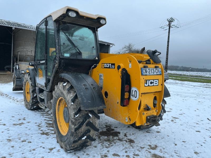 Teleskoplader des Typs JCB 531-70, Gebrauchtmaschine in SAINT-GERMAIN DU PUY (Bild 4)