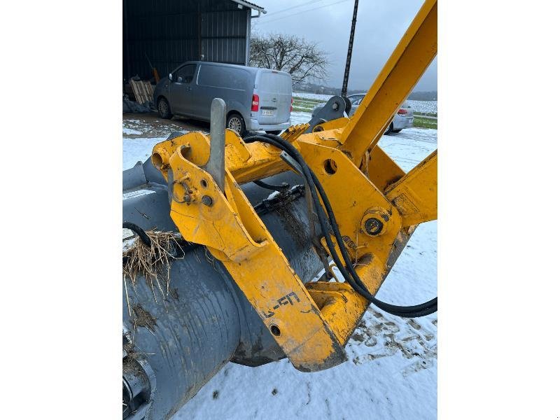 Teleskoplader des Typs JCB 531-70, Gebrauchtmaschine in SAINT-GERMAIN DU PUY (Bild 11)