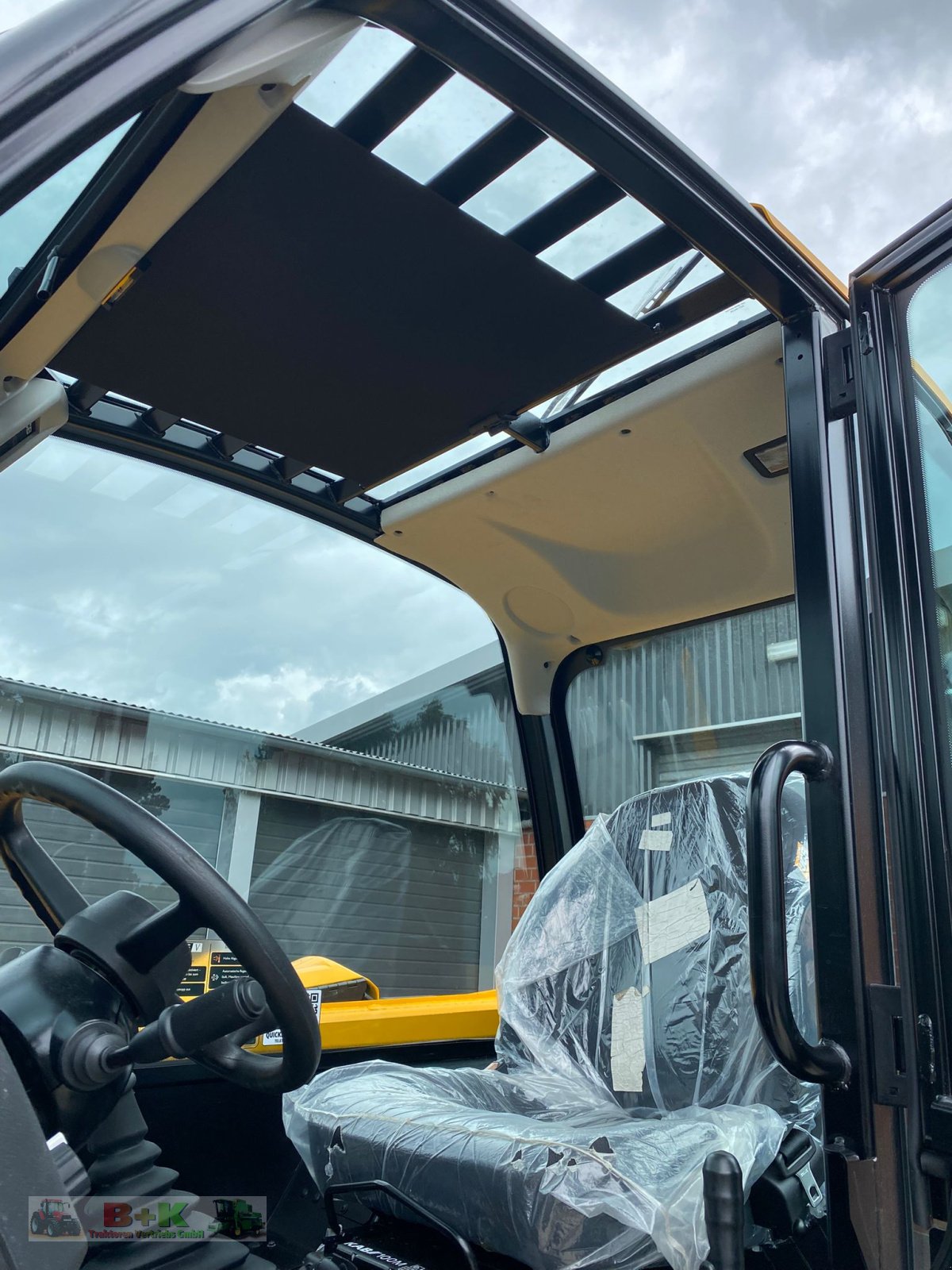 Teleskoplader des Typs JCB 531-70, Gebrauchtmaschine in Kettenkamp (Bild 21)