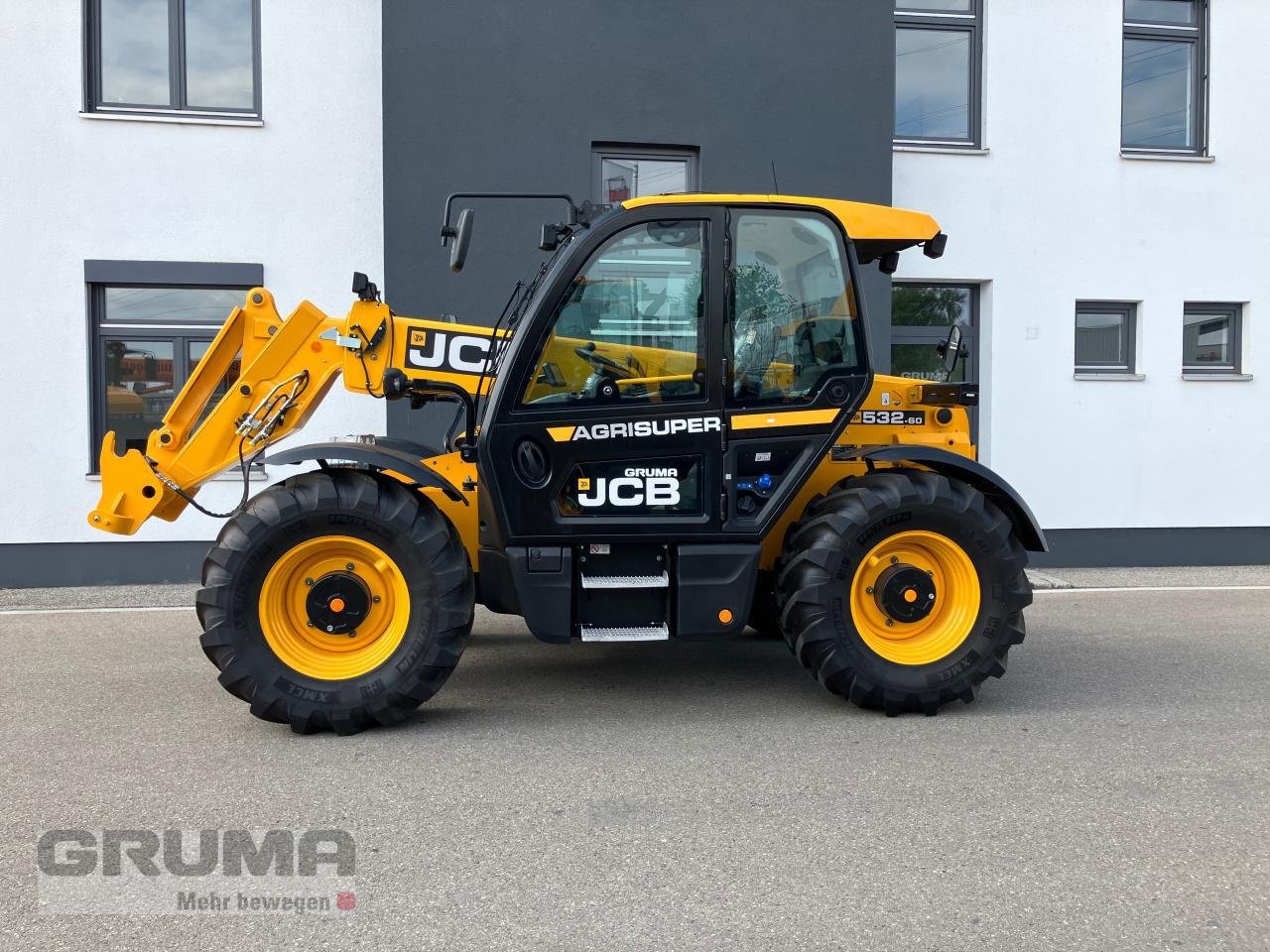 Teleskoplader of the type JCB 532-60 Agri Super, Neumaschine in Friedberg-Derching (Picture 9)