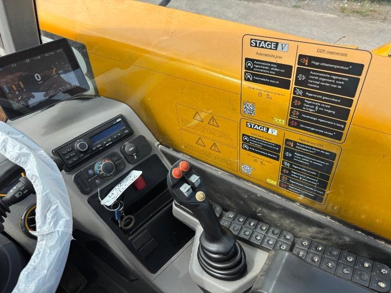 Teleskoplader des Typs JCB 532-60, Gebrauchtmaschine in Richebourg (Bild 11)