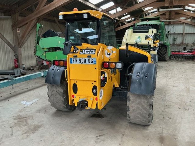 Teleskoplader typu JCB 532.70AGRSUP, Gebrauchtmaschine v les hayons (Obrázek 4)