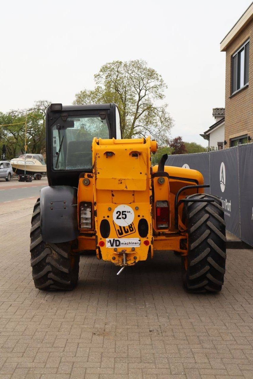 Teleskoplader tipa JCB 533-105, Gebrauchtmaschine u Antwerpen (Slika 5)