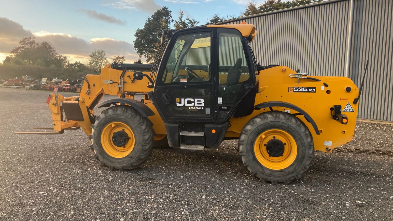 Teleskoplader of the type JCB 535-125 HI-VIZ, Gebrauchtmaschine in Glamsbjerg (Picture 1)