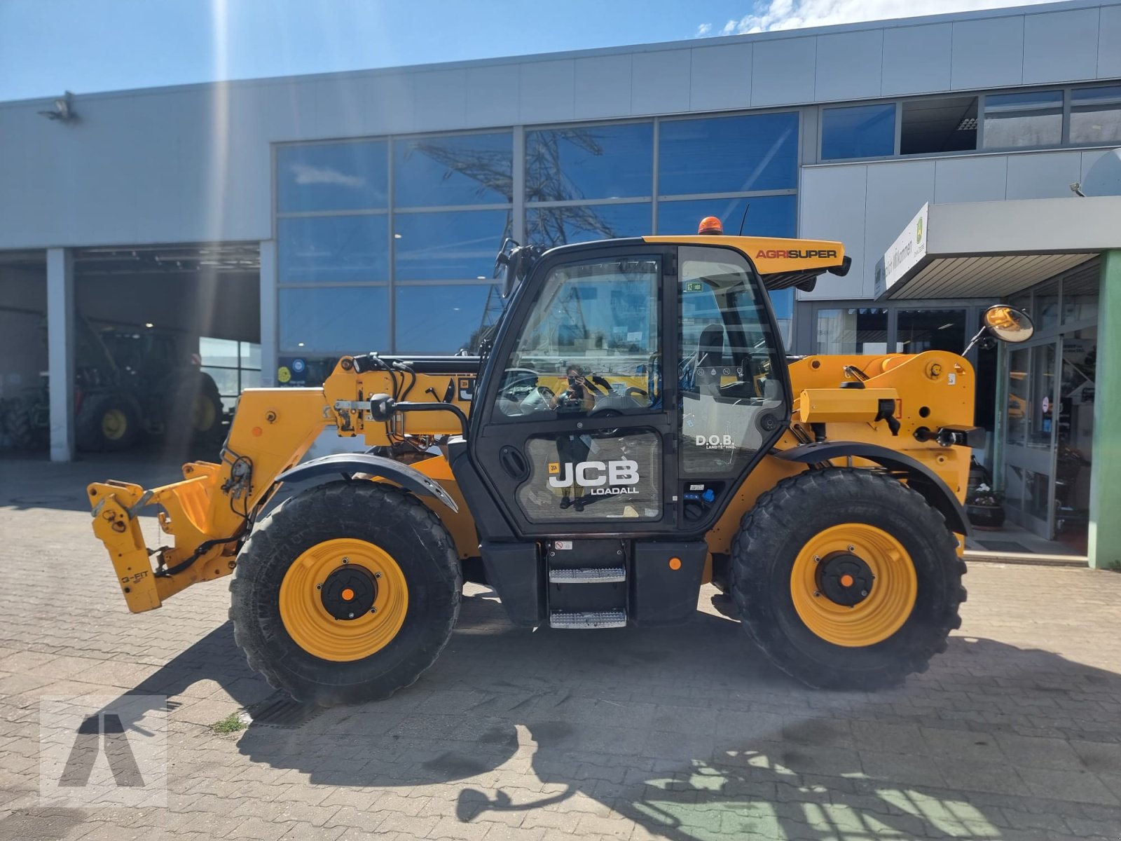 Teleskoplader des Typs JCB 535-95 Agri Super, Gebrauchtmaschine in Regensburg (Bild 4)