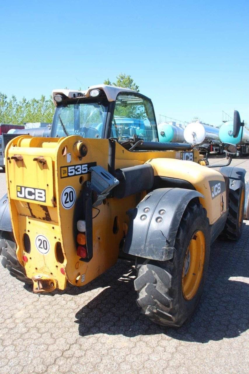 Teleskoplader tip JCB 535-95, Gebrauchtmaschine in Antwerpen (Poză 5)