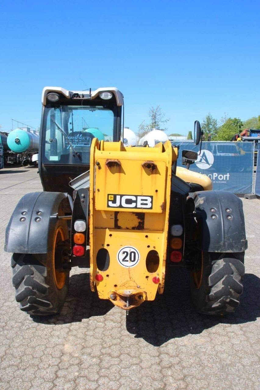 Teleskoplader tip JCB 535-95, Gebrauchtmaschine in Antwerpen (Poză 4)
