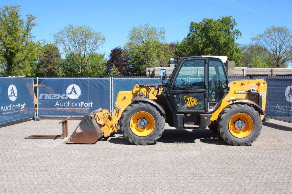 Teleskoplader tip JCB 535-95, Gebrauchtmaschine in Antwerpen (Poză 2)