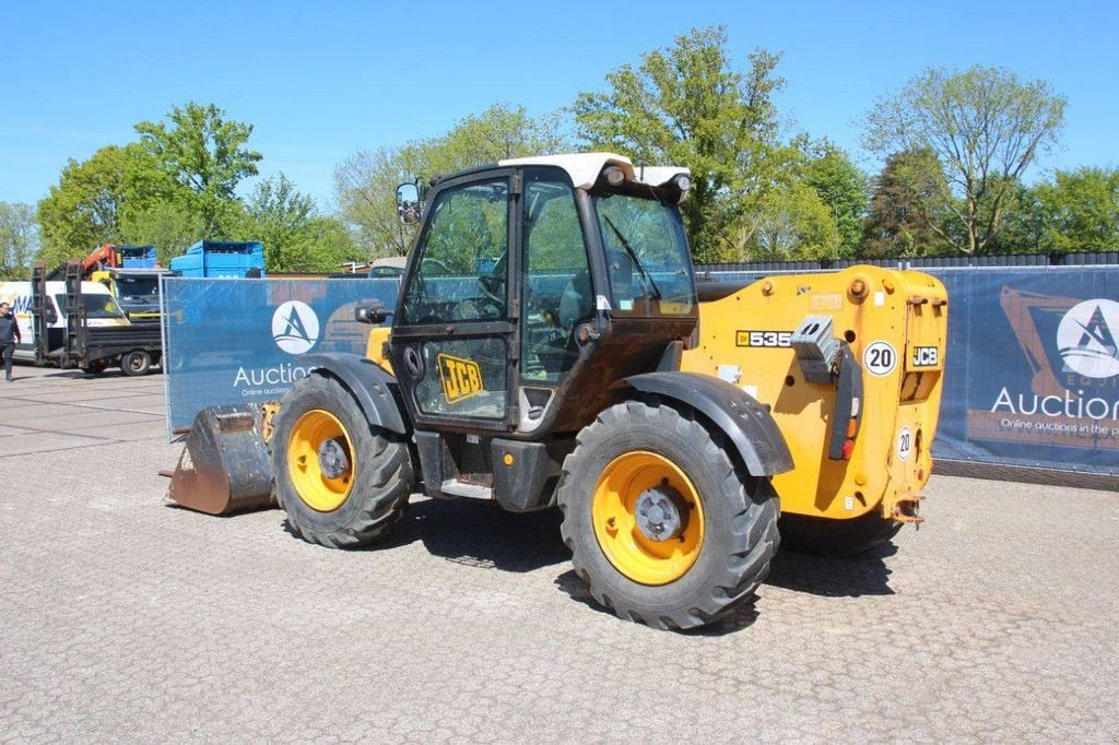Teleskoplader tip JCB 535-95, Gebrauchtmaschine in Antwerpen (Poză 3)